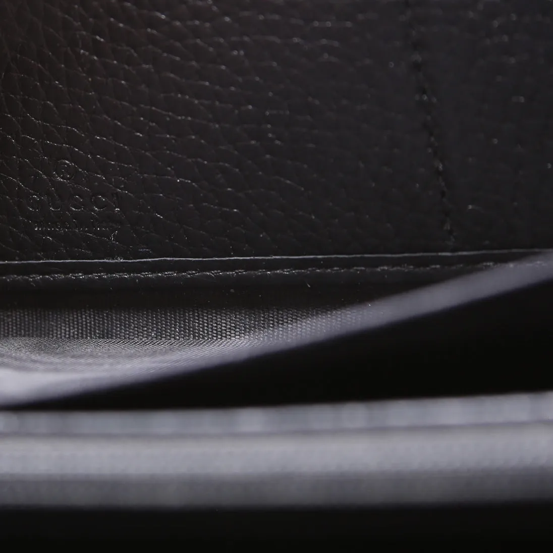473928 Leather Zip Around Wallet Black