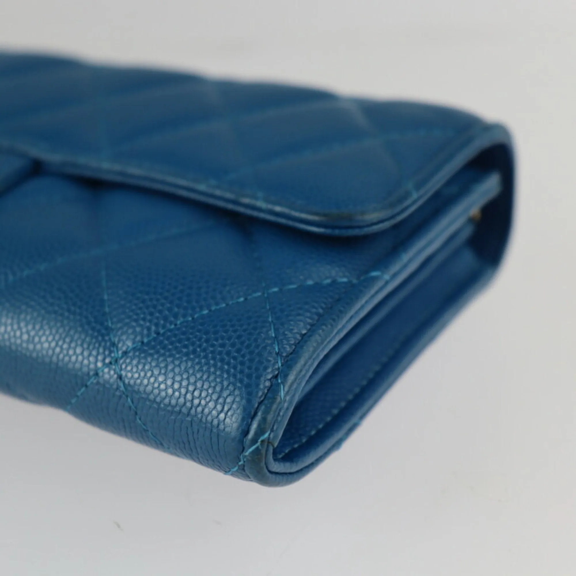Chanel Classic Long Flap Wallet Matelasse Bifold AP0241 Caviar Skin Blue Gold Metal Fittings 30 Series